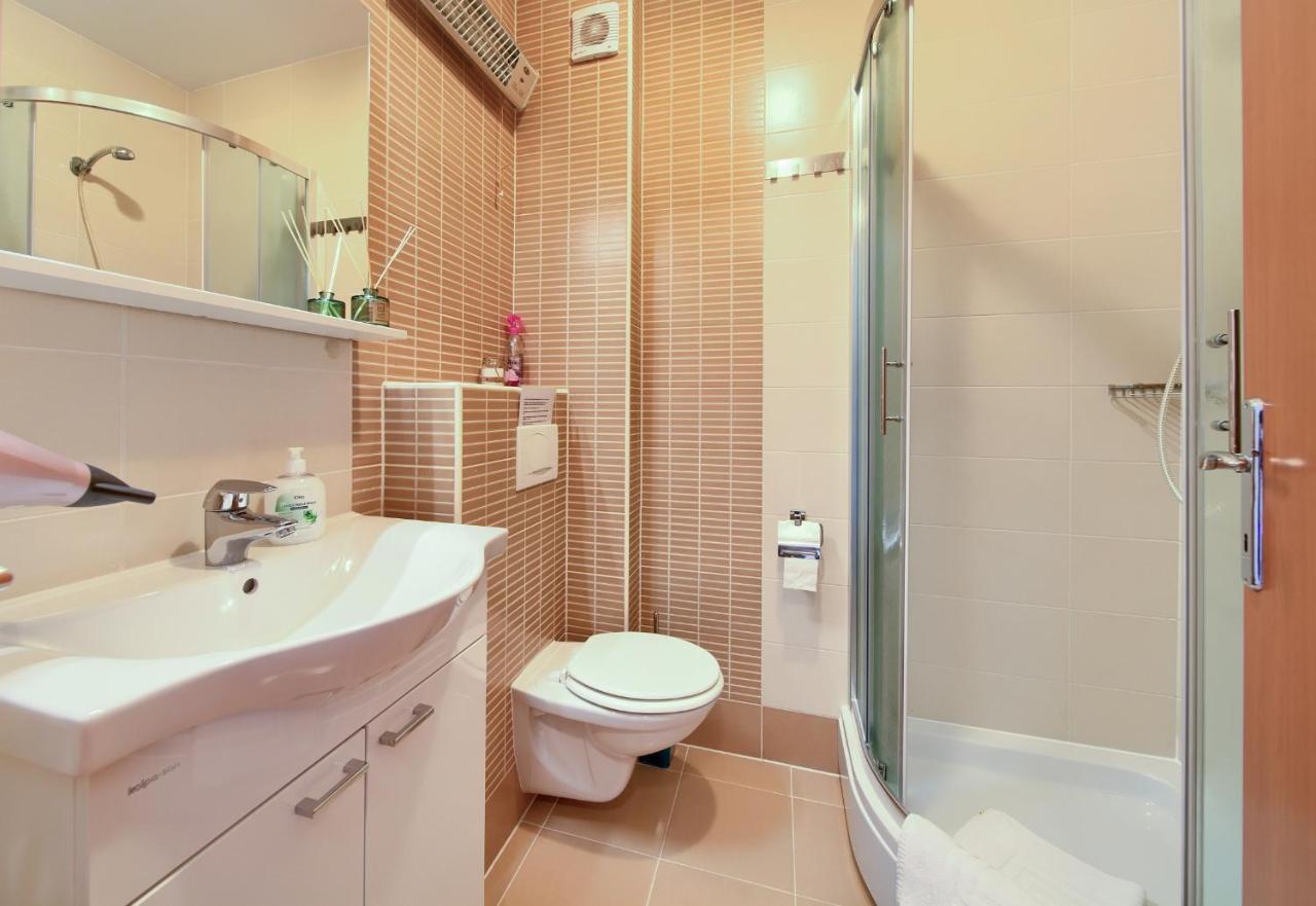 Apartments Ivica Krk Island シロ エクステリア 写真
