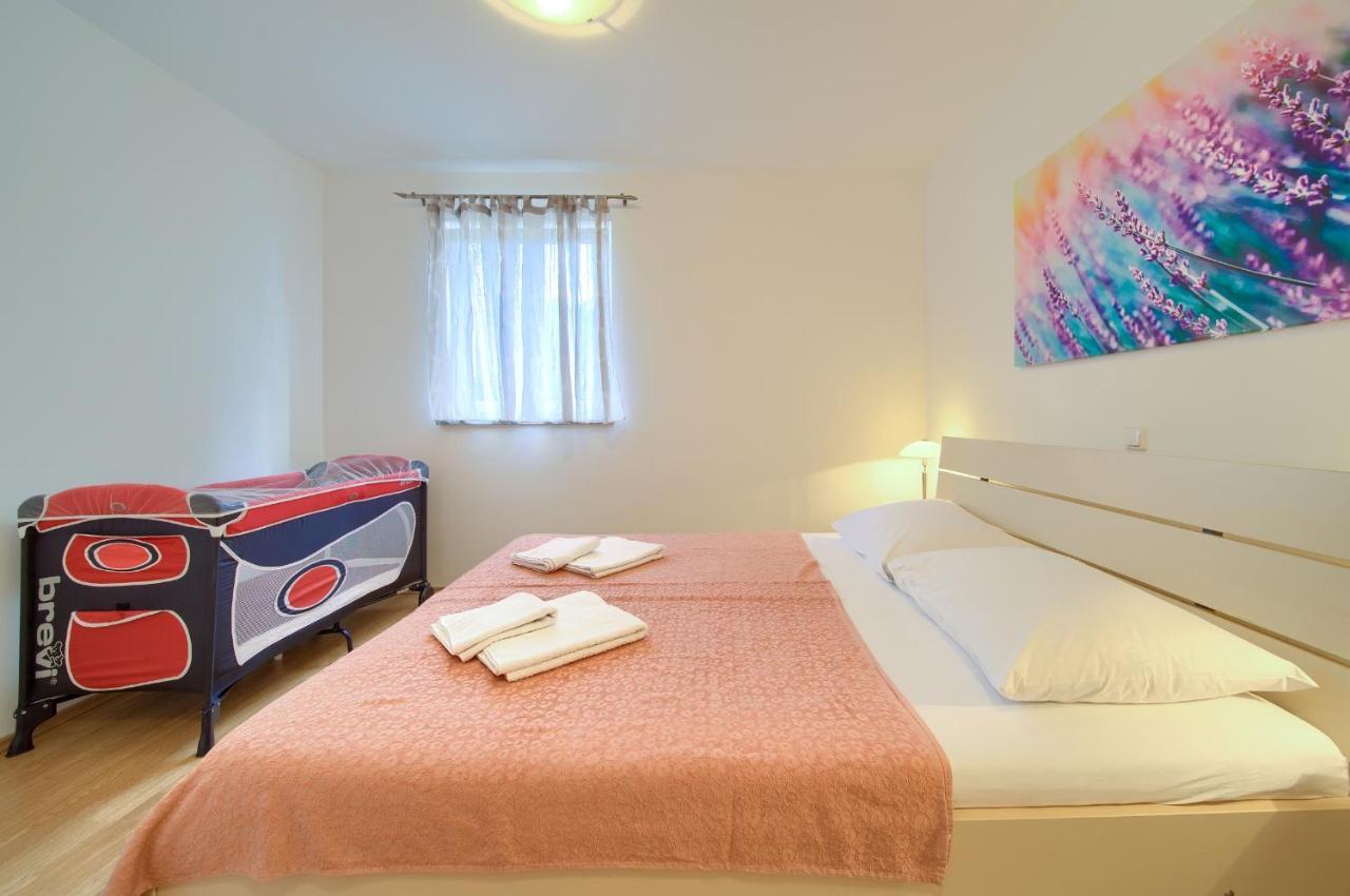 Apartments Ivica Krk Island シロ エクステリア 写真